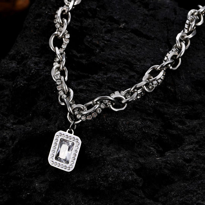 Sparkling Braided Chains